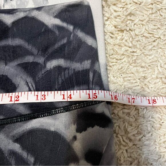 lululemon multicolored leggings size 10 - Picture 4 of 4